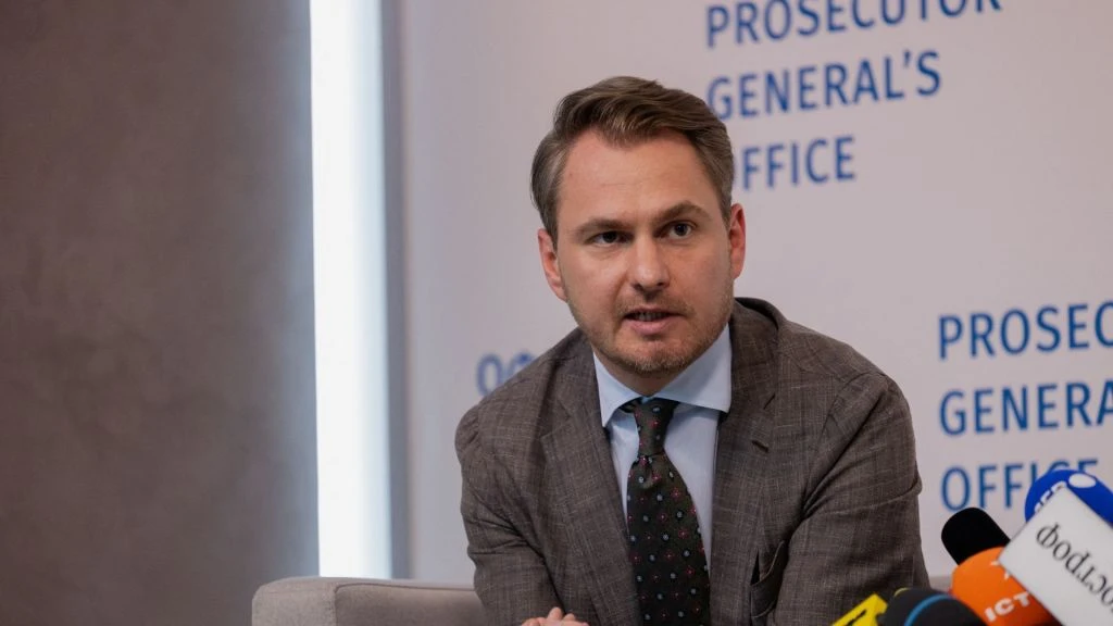 Кравченко поспіхом пішов у відставку: що може статися далі